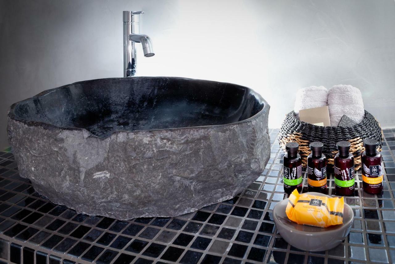 Sweet Nectar Villa With Hot Tub Pyrgos Kallistis ภายนอก รูปภาพ